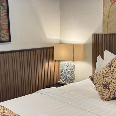 The Lodge Canggu Denpasar  Exterior photo